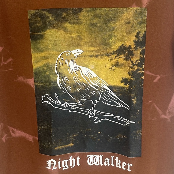 ✨ Graphic Tee - Night Walker - Size M - Picture 3 of 4